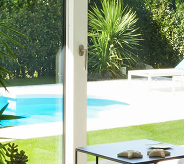 5 formas de usar a tecnologia para proteção de piscinas